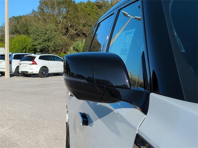 new 2026 INFINITI QX80 car, priced at $107,525