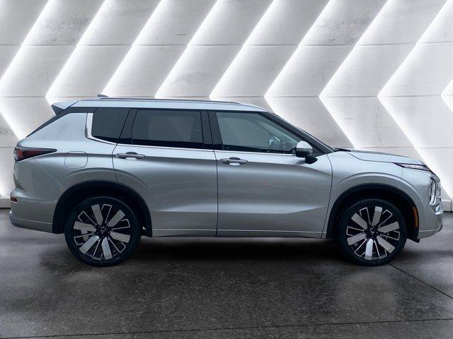 new 2026 Mitsubishi Outlander car, priced at $43,435