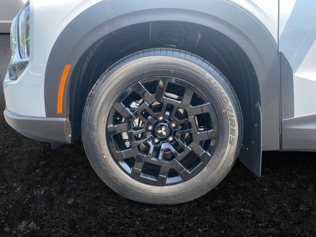 new 2025 Mitsubishi Outlander car, priced at $42,500