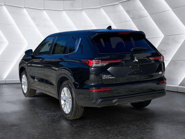 new 2025 Mitsubishi Outlander car, priced at $33,800