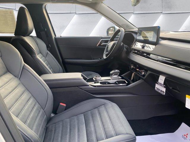 new 2025 Mitsubishi Outlander car, priced at $37,465