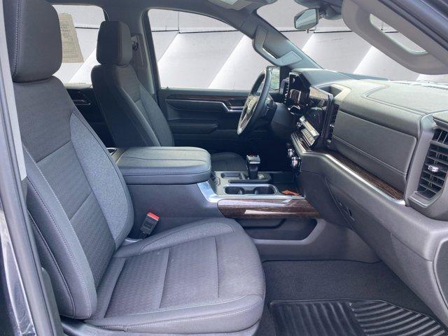 used 2023 GMC Sierra 1500 car, priced at $39,900