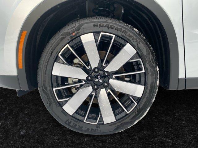 new 2025 Mitsubishi Outlander car, priced at $37,465