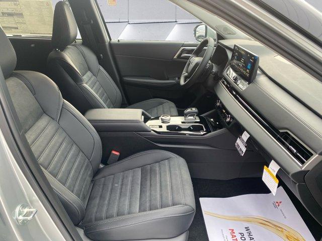 new 2025 Mitsubishi Outlander car, priced at $37,465