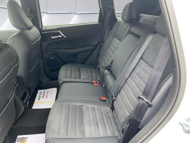 new 2026 Mitsubishi Outlander car, priced at $39,640