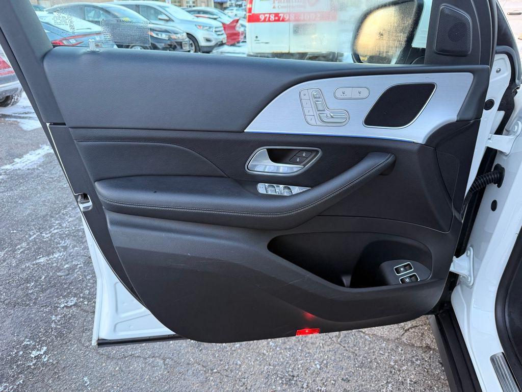 used 2024 Mercedes-Benz GLE 450 Plug-In Hybrid car, priced at $43,995