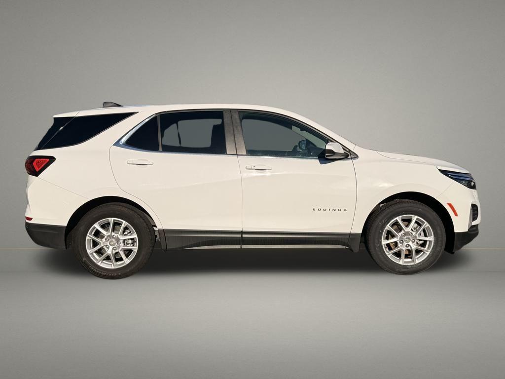 used 2024 Chevrolet Equinox car, priced at $20,999
