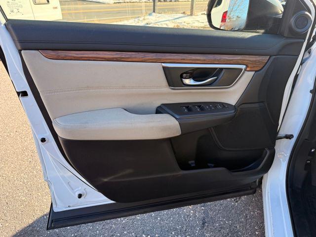 used 2022 Honda CR-V car, priced at $27,889