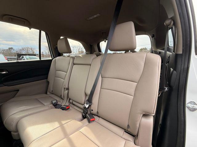 used 2021 Honda Pilot car, priced at $24,999