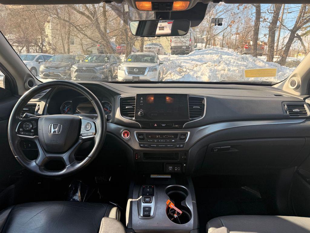 used 2022 Honda Pilot car, priced at $25,989