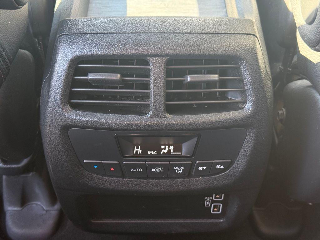 used 2022 Honda Pilot car, priced at $25,989