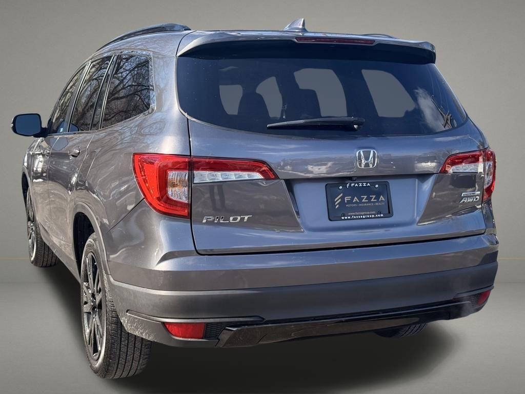 used 2022 Honda Pilot car, priced at $25,989