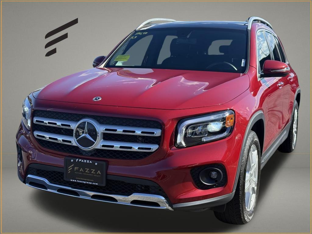 used 2021 Mercedes-Benz GLB 250 car, priced at $26,999