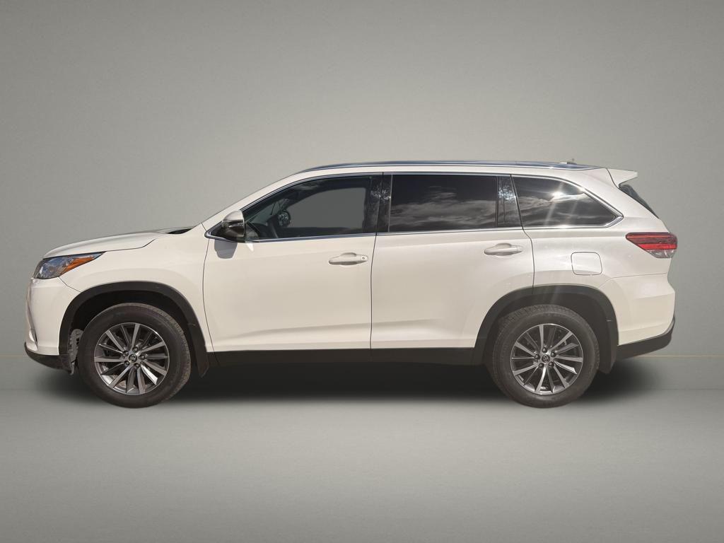 used 2019 Toyota Highlander car, priced at $25,999