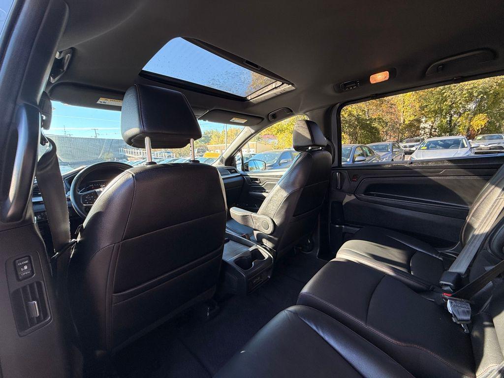 used 2023 Honda Odyssey car, priced at $34,999