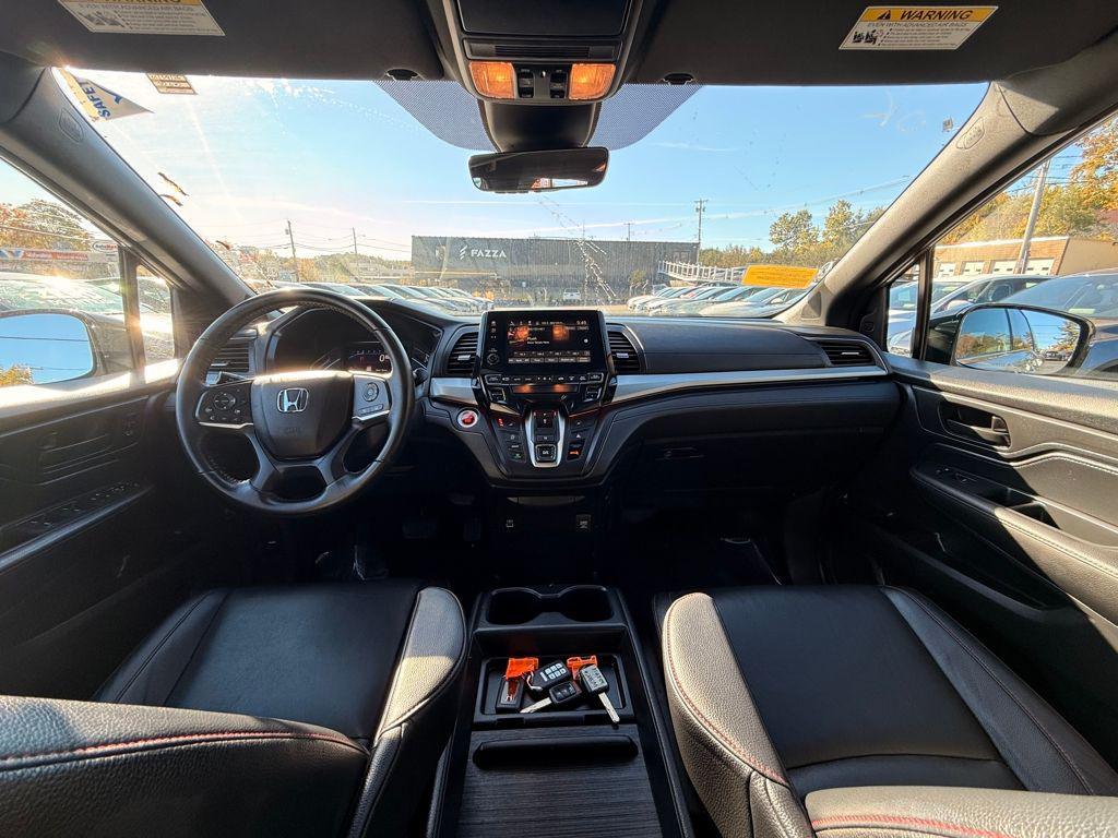 used 2023 Honda Odyssey car, priced at $34,999