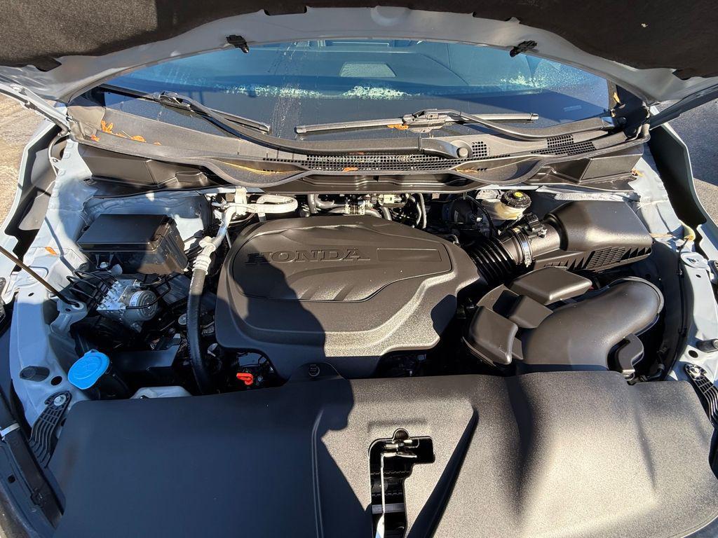 used 2023 Honda Odyssey car, priced at $34,999