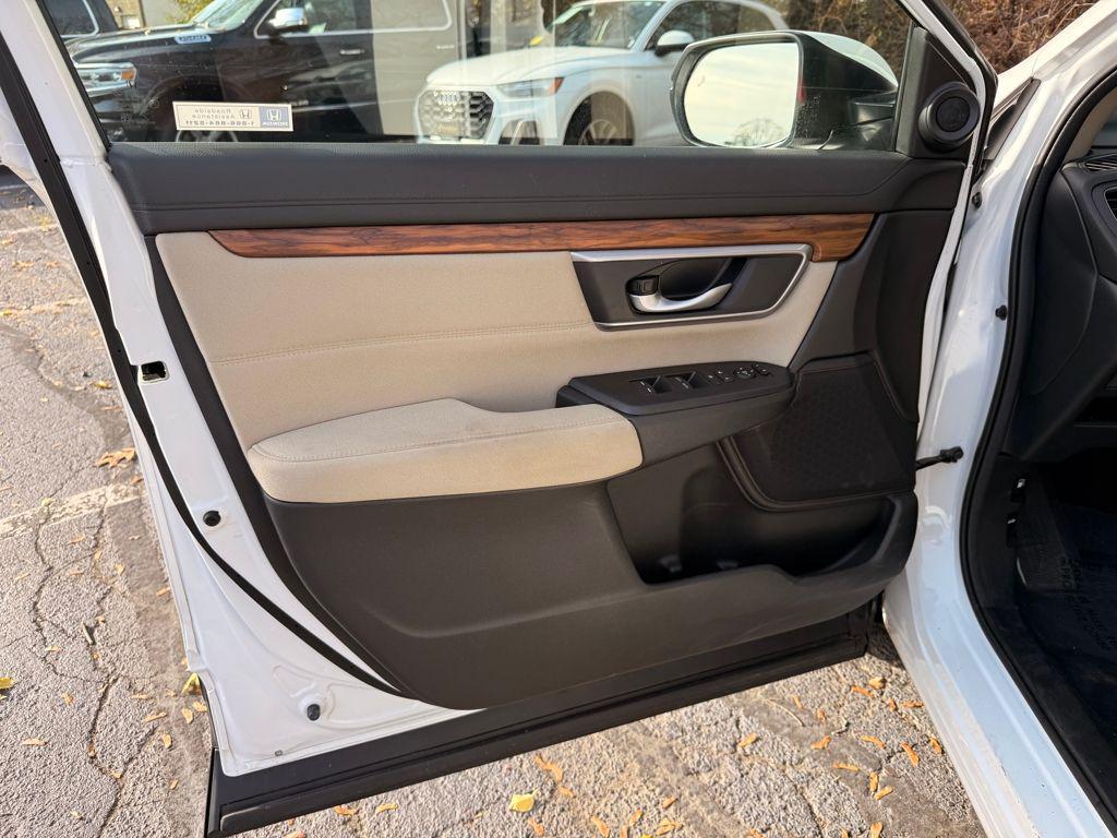 used 2022 Honda CR-V car, priced at $29,399