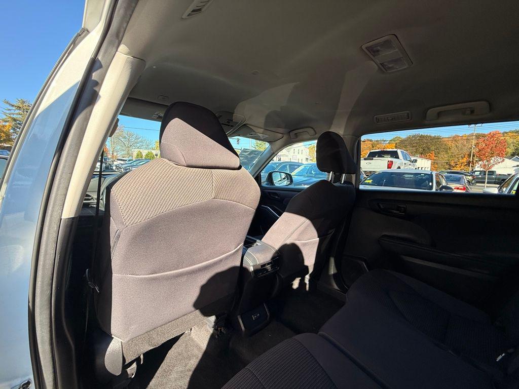 used 2023 Toyota Highlander car, priced at $31,999