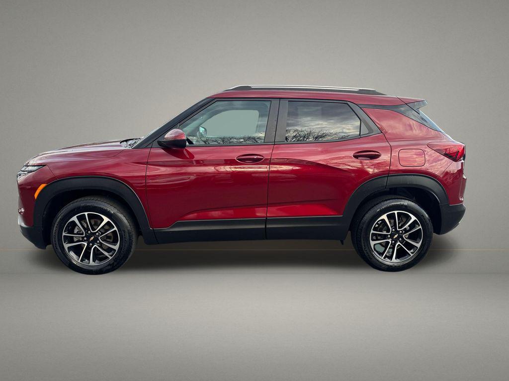 used 2025 Chevrolet TrailBlazer car, priced at $24,318