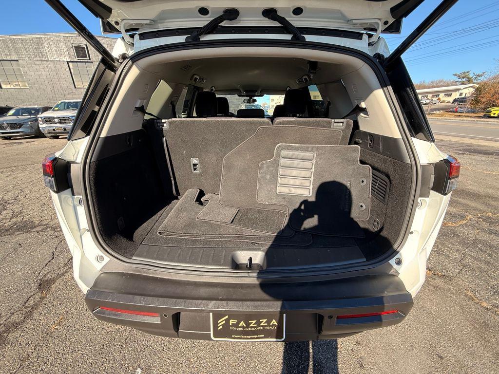 used 2025 Nissan Pathfinder car, priced at $31,999