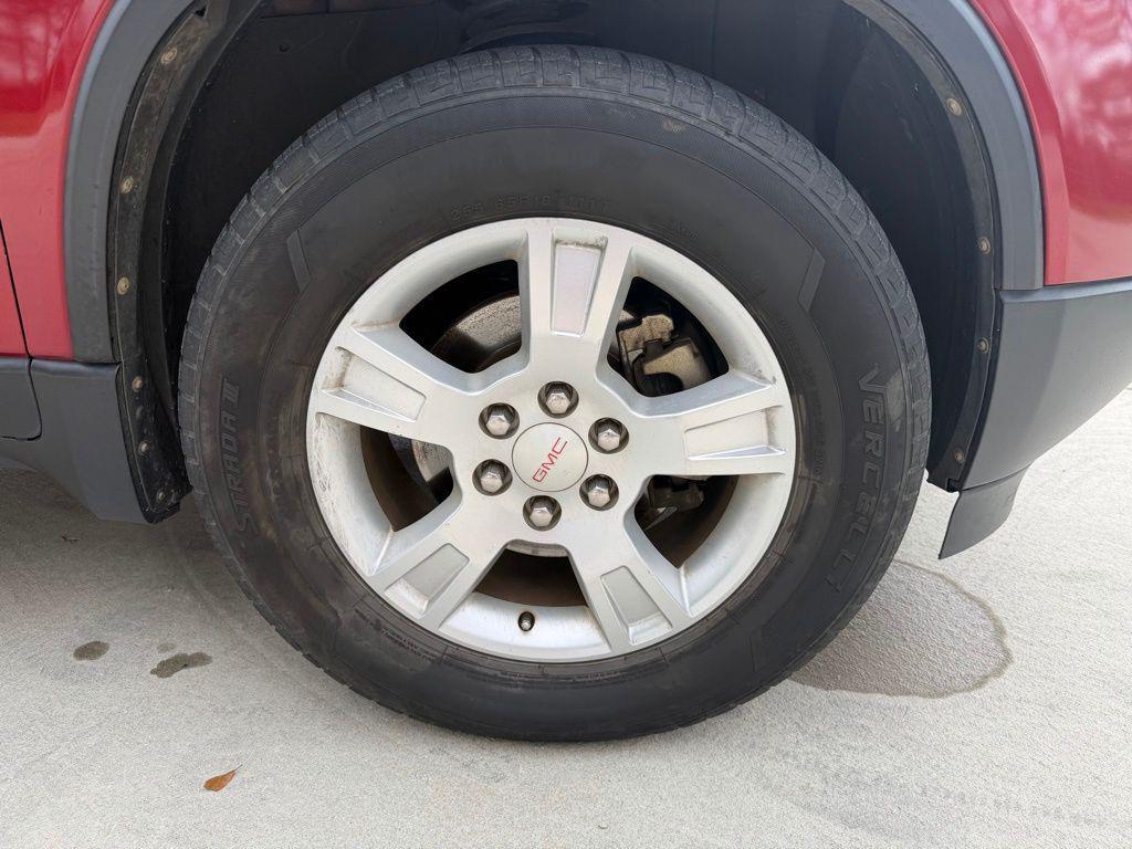 used 2012 GMC Acadia car, priced at $5,995