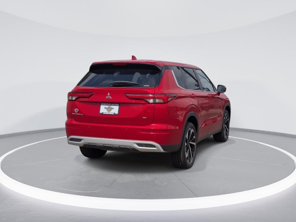 used 2024 Mitsubishi Outlander car, priced at $25,988