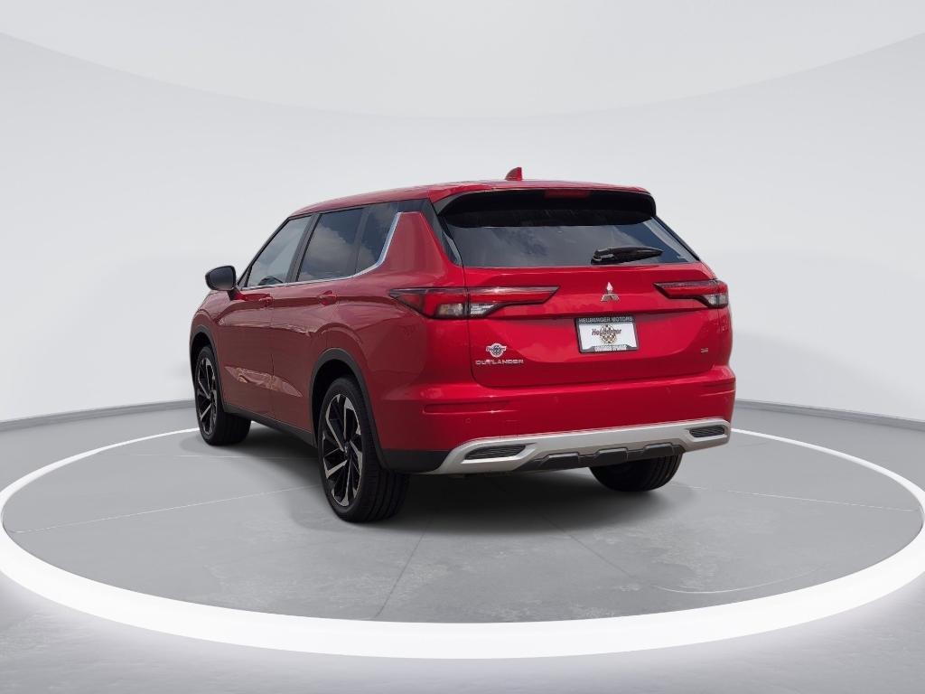 used 2024 Mitsubishi Outlander car, priced at $25,988
