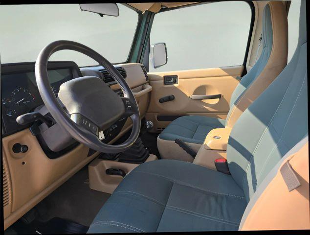 used 2000 Jeep Wrangler car, priced at $12,450