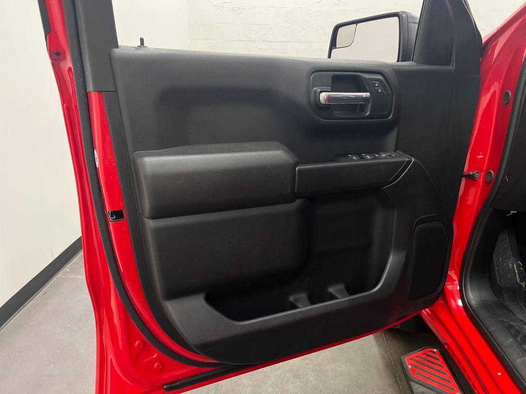 used 2025 Chevrolet Silverado 1500 car, priced at $34,451