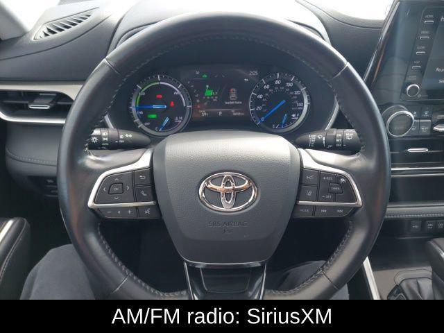used 2021 Toyota Highlander Hybrid car, priced at $32,899