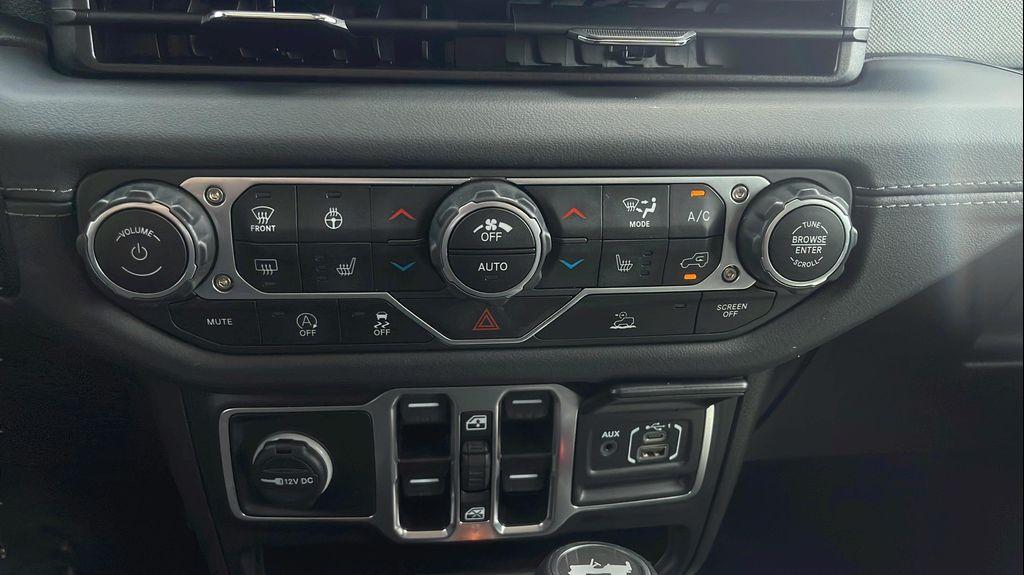 used 2025 Jeep Wrangler car, priced at $35,838