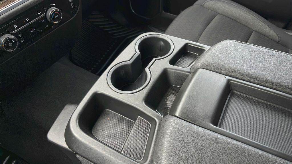 used 2024 Chevrolet Silverado 2500 car, priced at $50,498