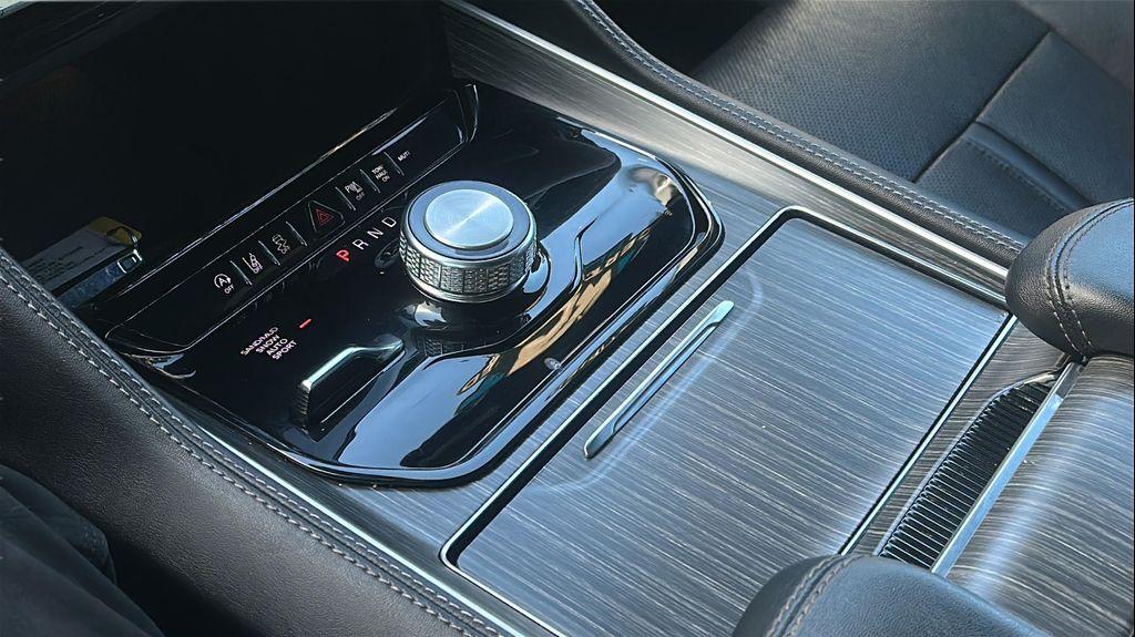 used 2024 Jeep Wagoneer car, priced at $38,475