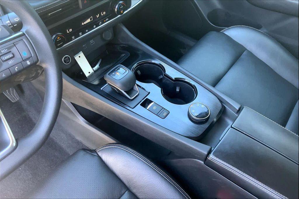 used 2023 Nissan Rogue car, priced at $21,297