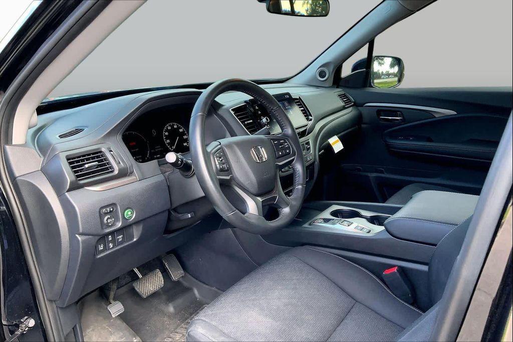 used 2024 Honda Ridgeline car, priced at $32,286