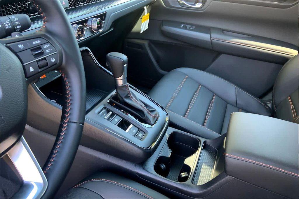 new 2026 Honda CR-V Hybrid car, priced at $39,064