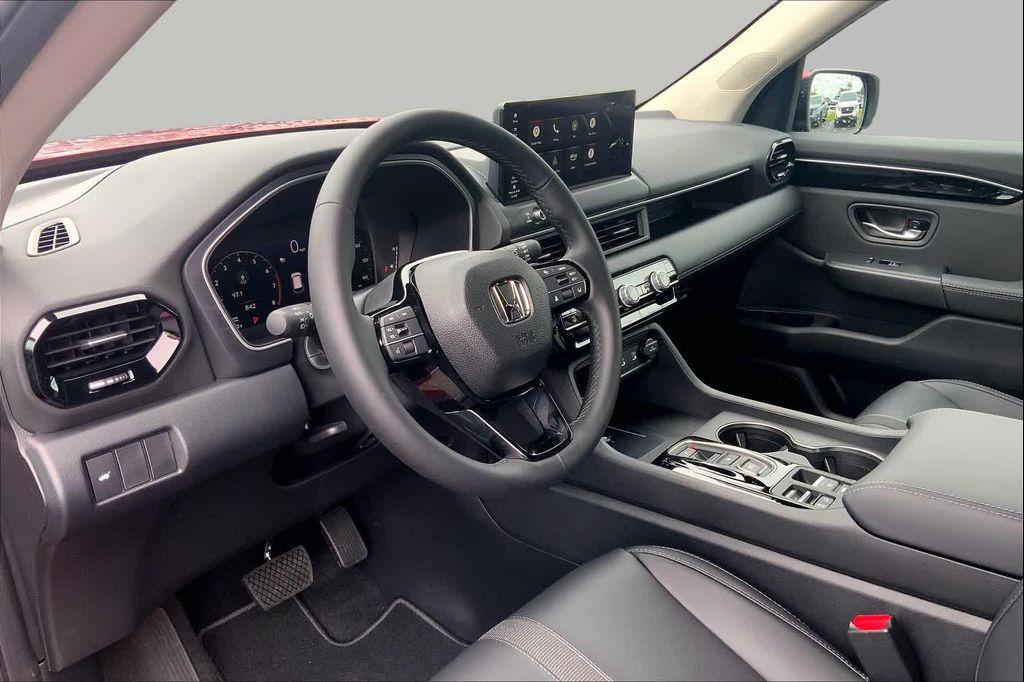 new 2026 Honda Pilot car, priced at $45,431