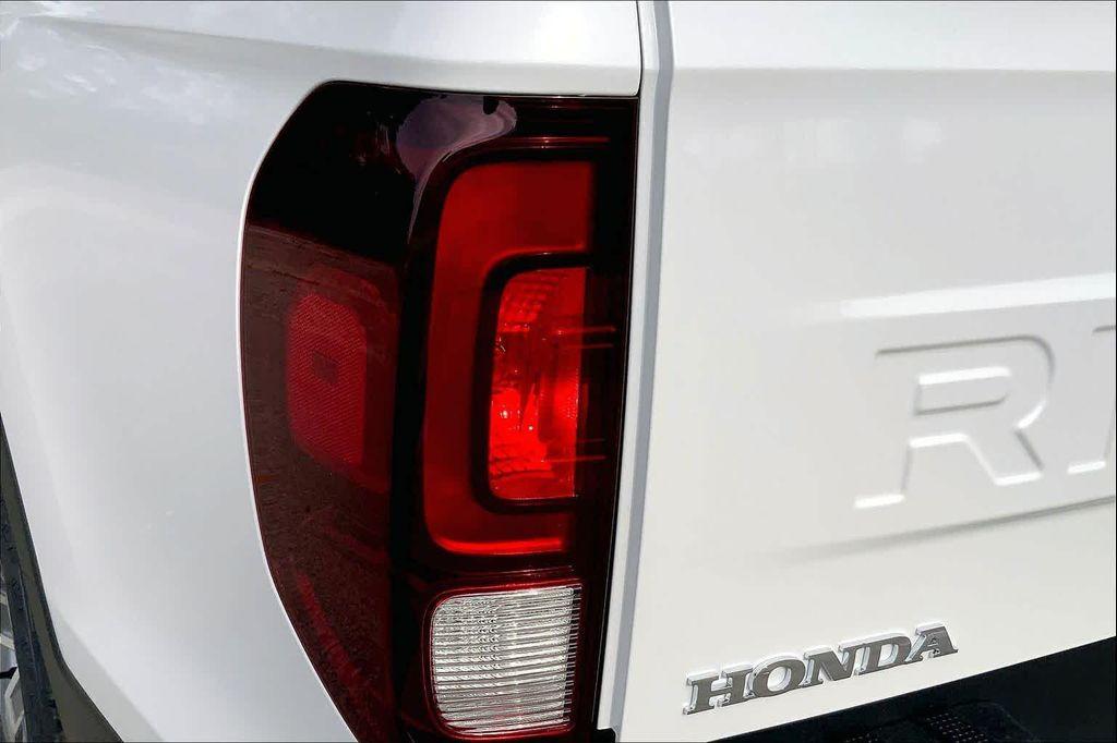 new 2026 Honda Ridgeline car, priced at $43,188