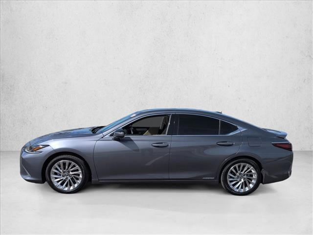 used 2020 Lexus ES 300h car, priced at $31,995