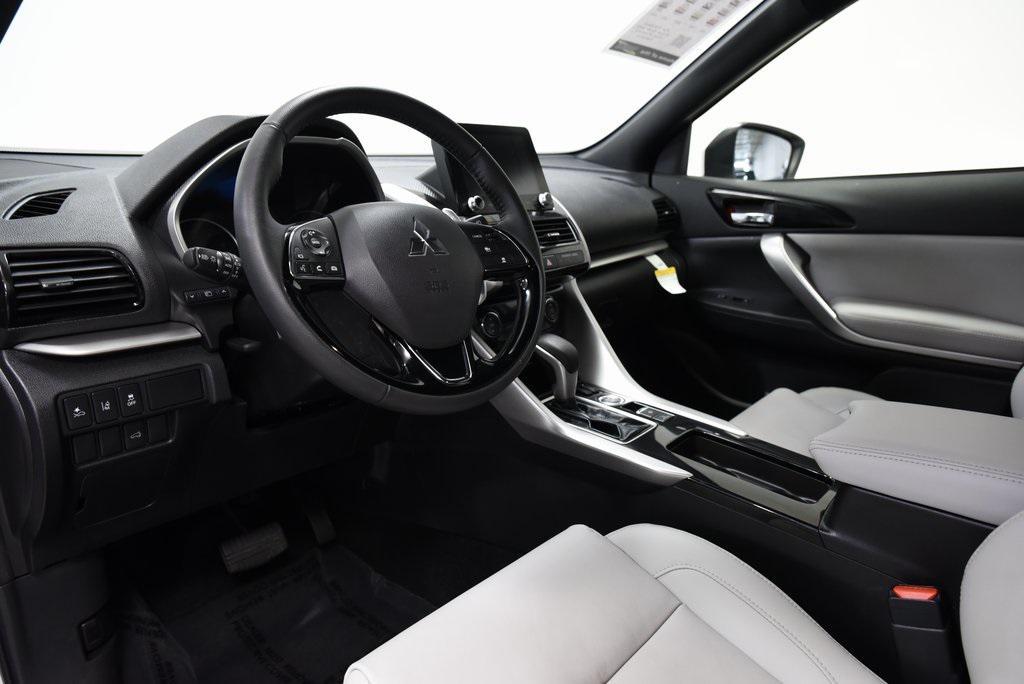 used 2025 Mitsubishi Eclipse Cross car, priced at $23,989