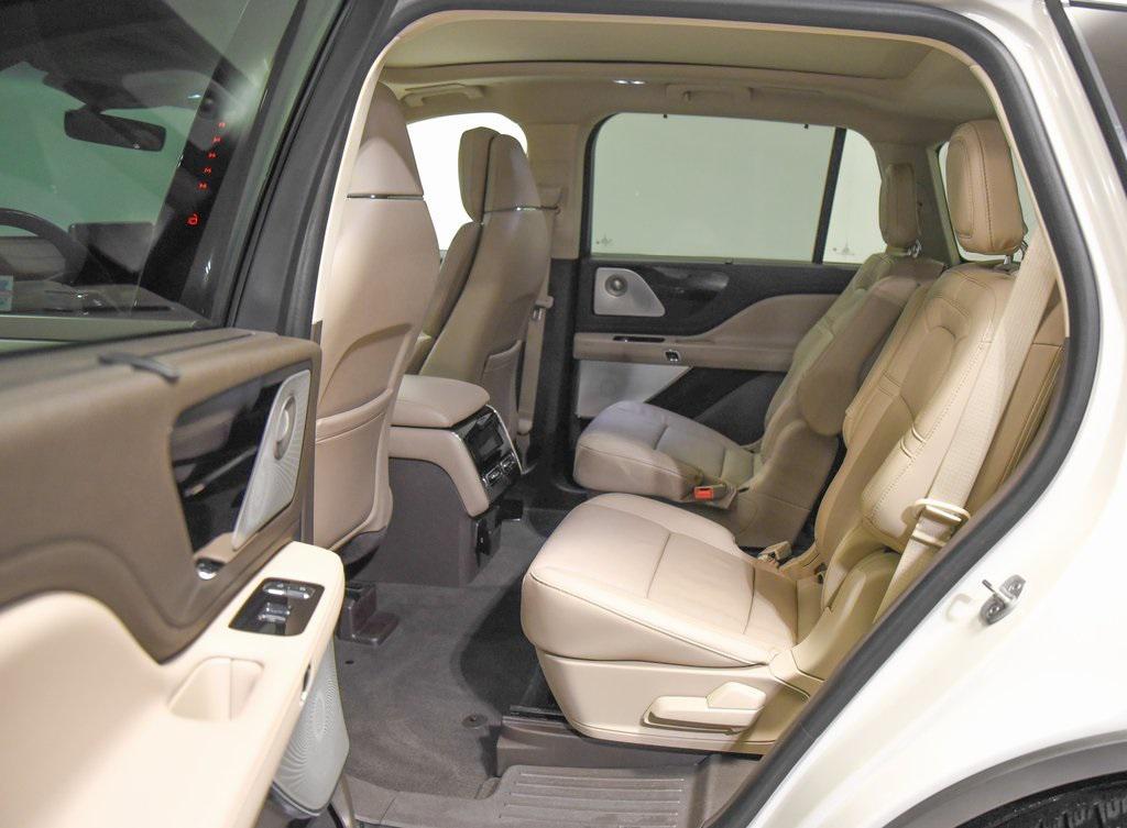used 2023 Lincoln Aviator car, priced at $46,441
