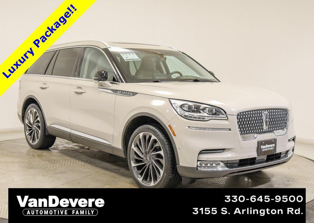 used 2023 Lincoln Aviator car, priced at $48,589
