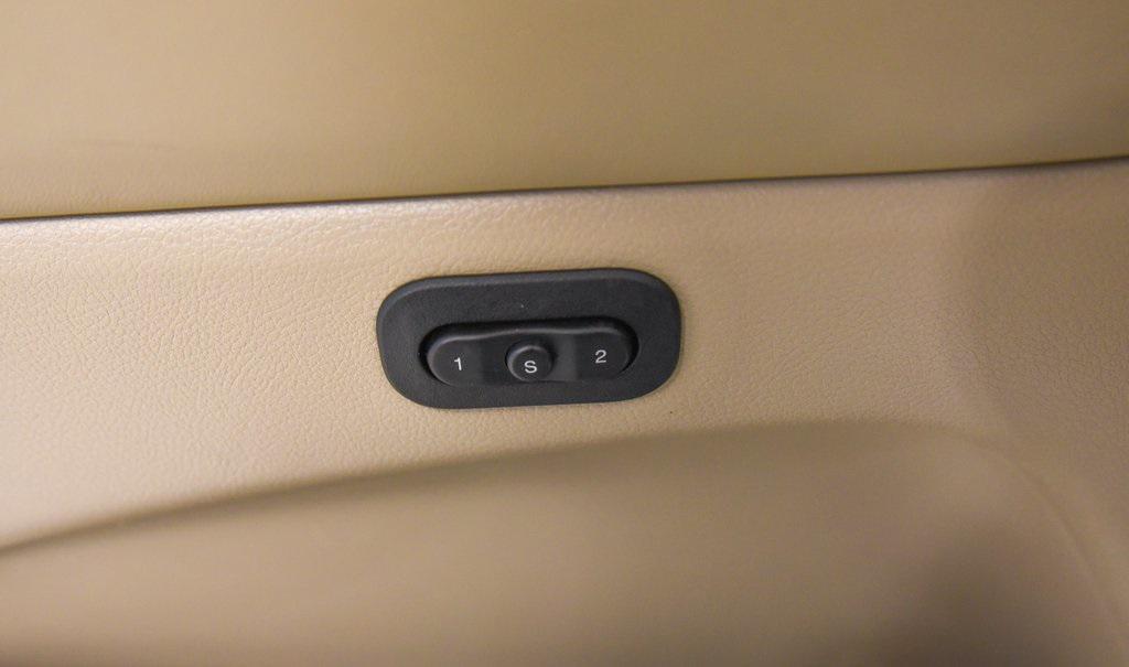 used 2021 Jeep Grand Cherokee car, priced at $22,789