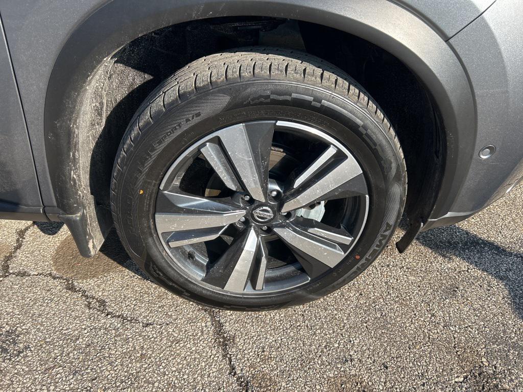 used 2021 Nissan Rogue car, priced at $23,995