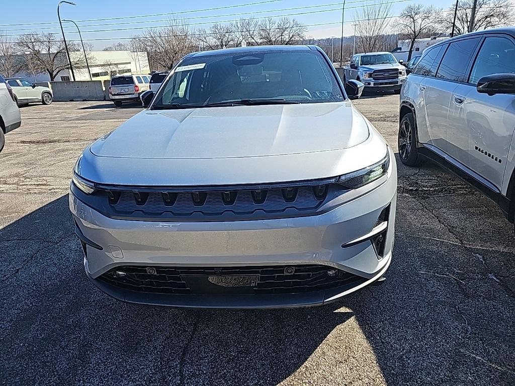 used 2024 Jeep Wagoneer S car, priced at $39,995