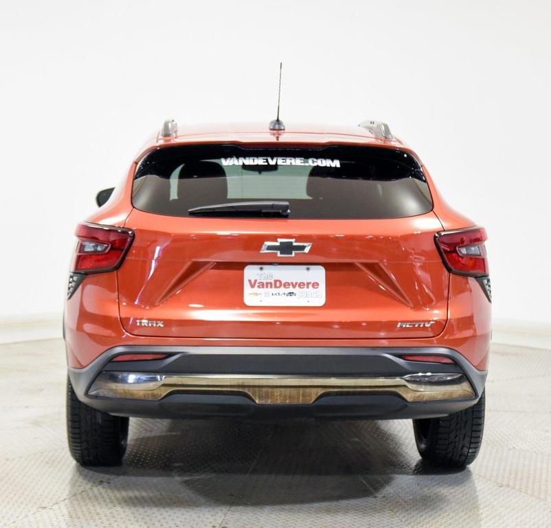 used 2024 Chevrolet Trax car, priced at $20,341