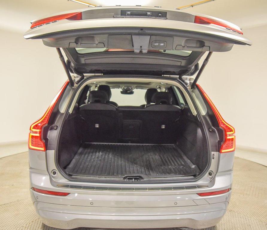 used 2022 Volvo XC60 car, priced at $21,441