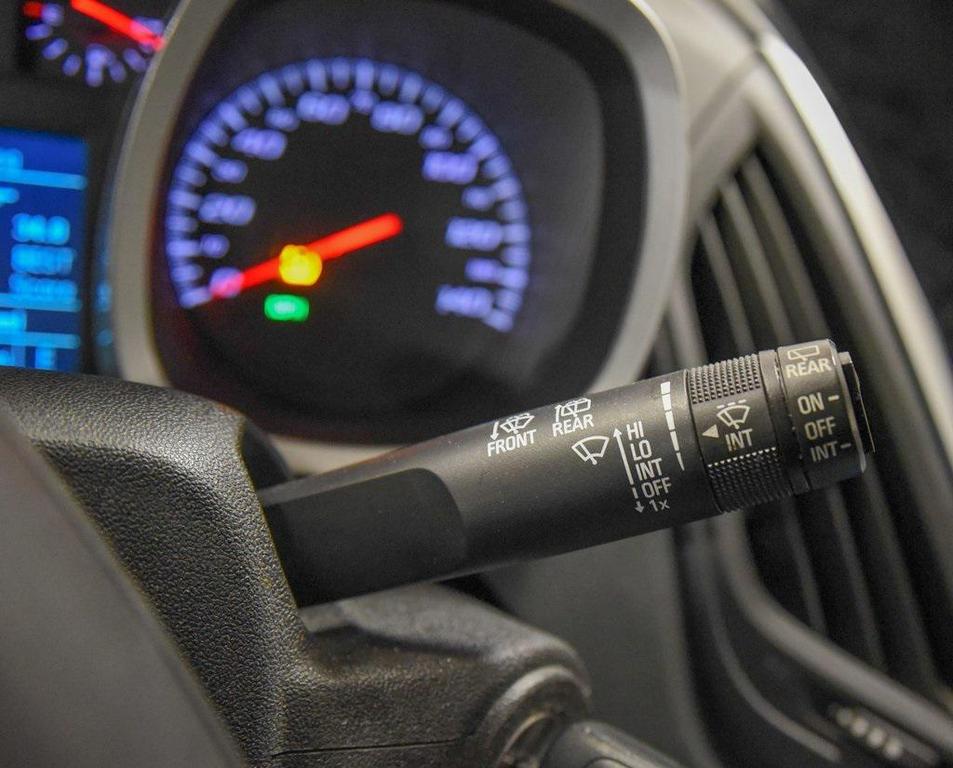 used 2015 Chevrolet Equinox car, priced at $7,995