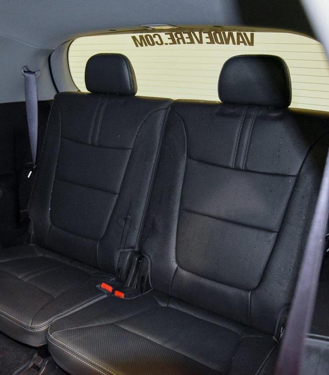 used 2011 Kia Sorento car, priced at $4,995